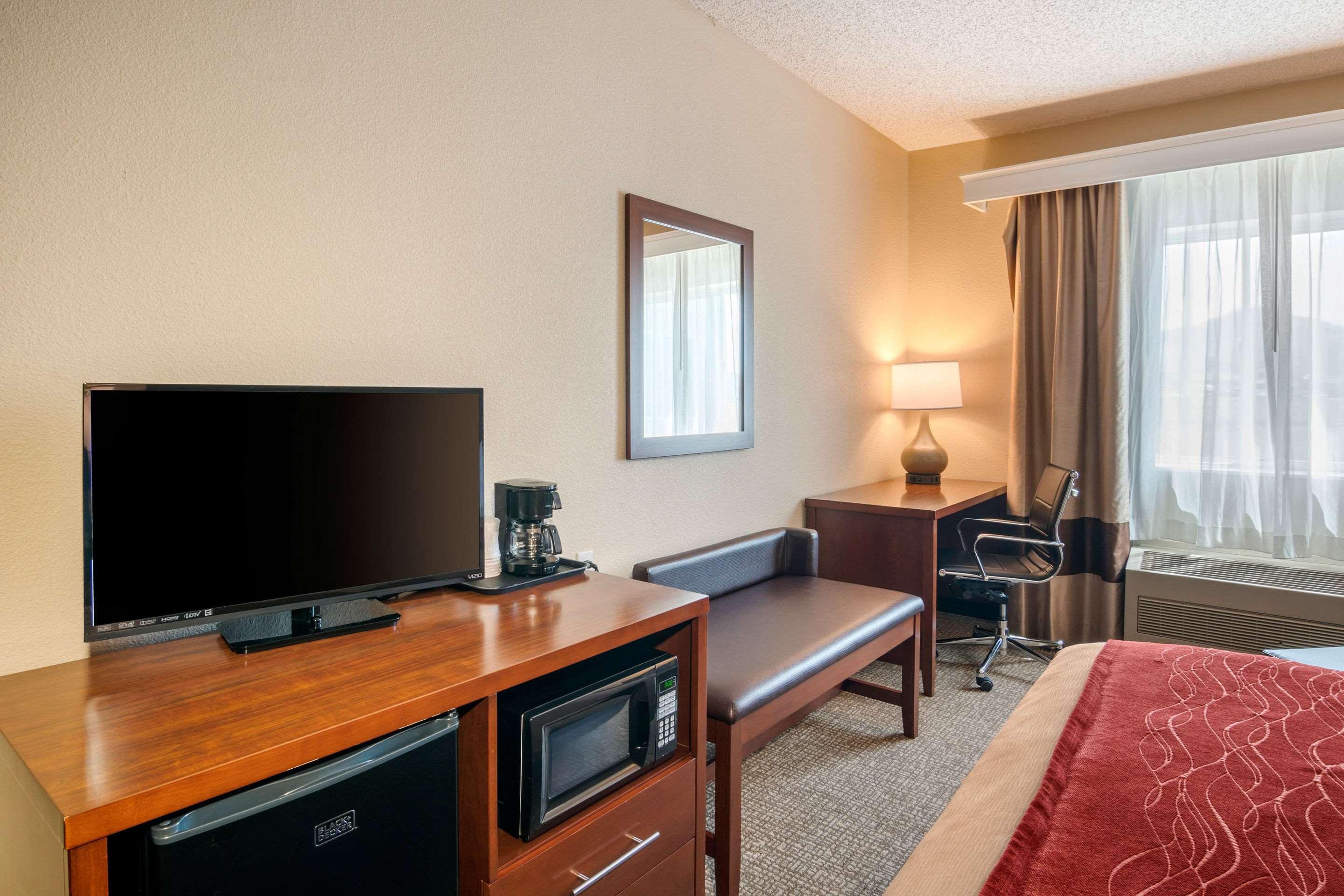 Comfort Inn Medford North Екстер'єр фото