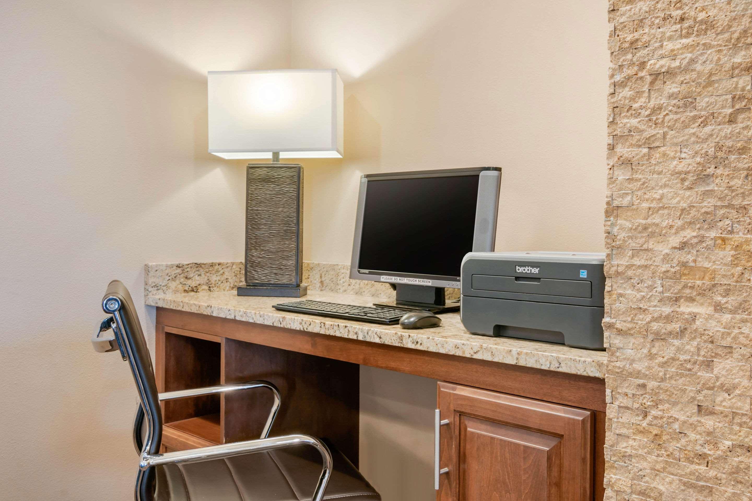 Comfort Inn Medford North Екстер'єр фото