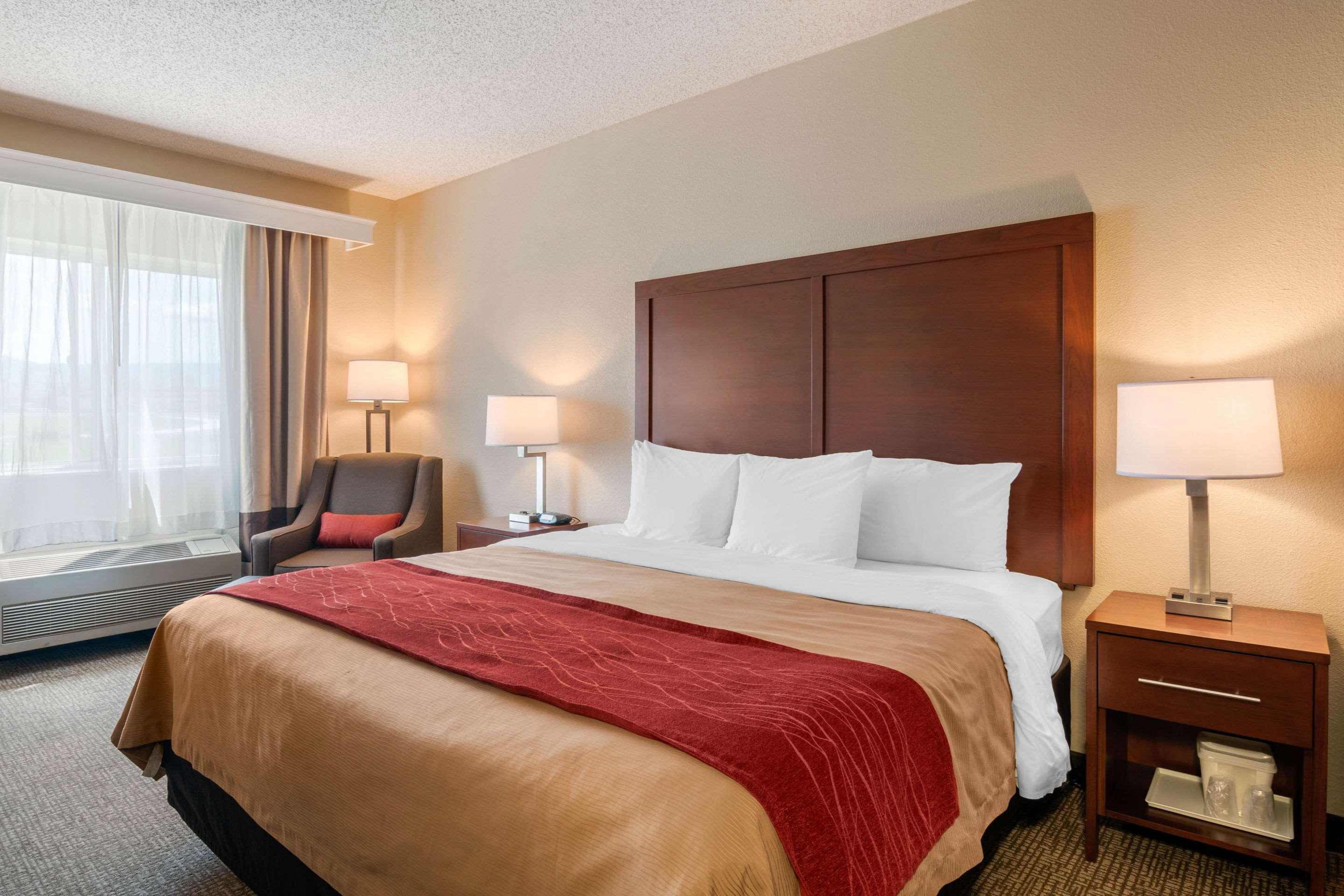 Comfort Inn Medford North Екстер'єр фото